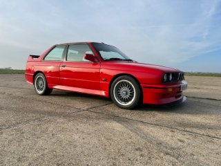 /photos/7897/8d913d93-831a-5d0a-9a2e-40350f093668_i320x240.jpg